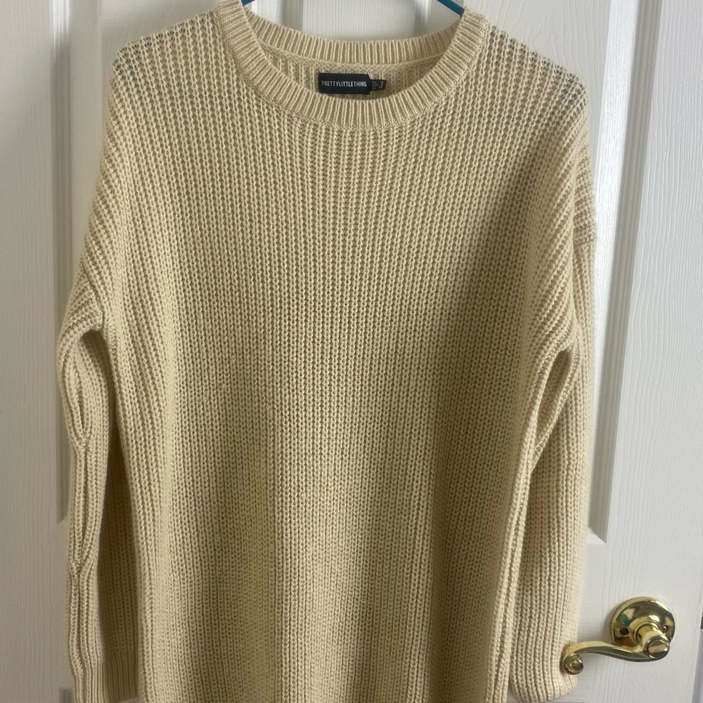 PrettyLittleThing Knit Long Sleeve Sweater Dress